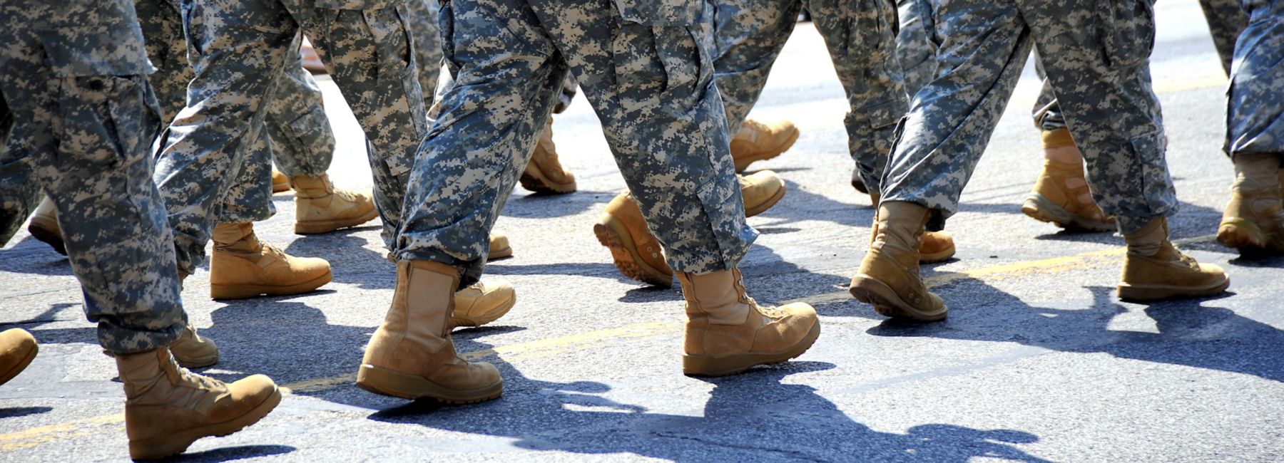 army soldiers marching, Intelligent Collaboration | DXC Technology Insights